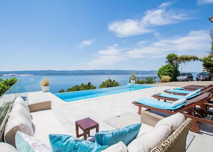 Cozy Seaside *