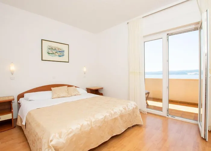 Cozy Seaside *