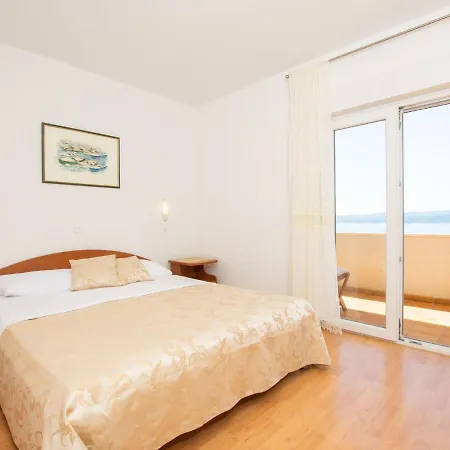 Cozy Seaside *