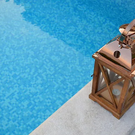 Apartment Comfortable In With Swimming Pool