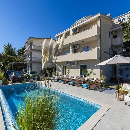 Cozy Seaside Apartman *