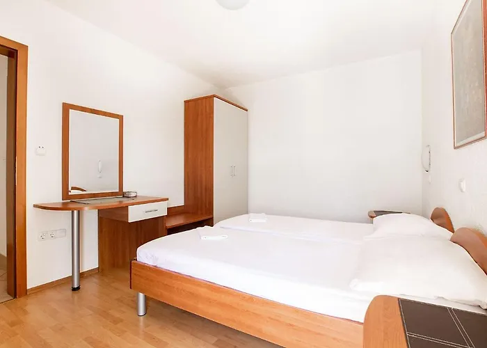 Cozy Seaside Apartament *